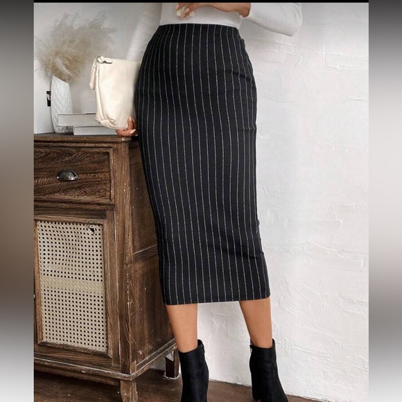 Emery Rose Dresses & Skirts - Long Business Casual Skirt